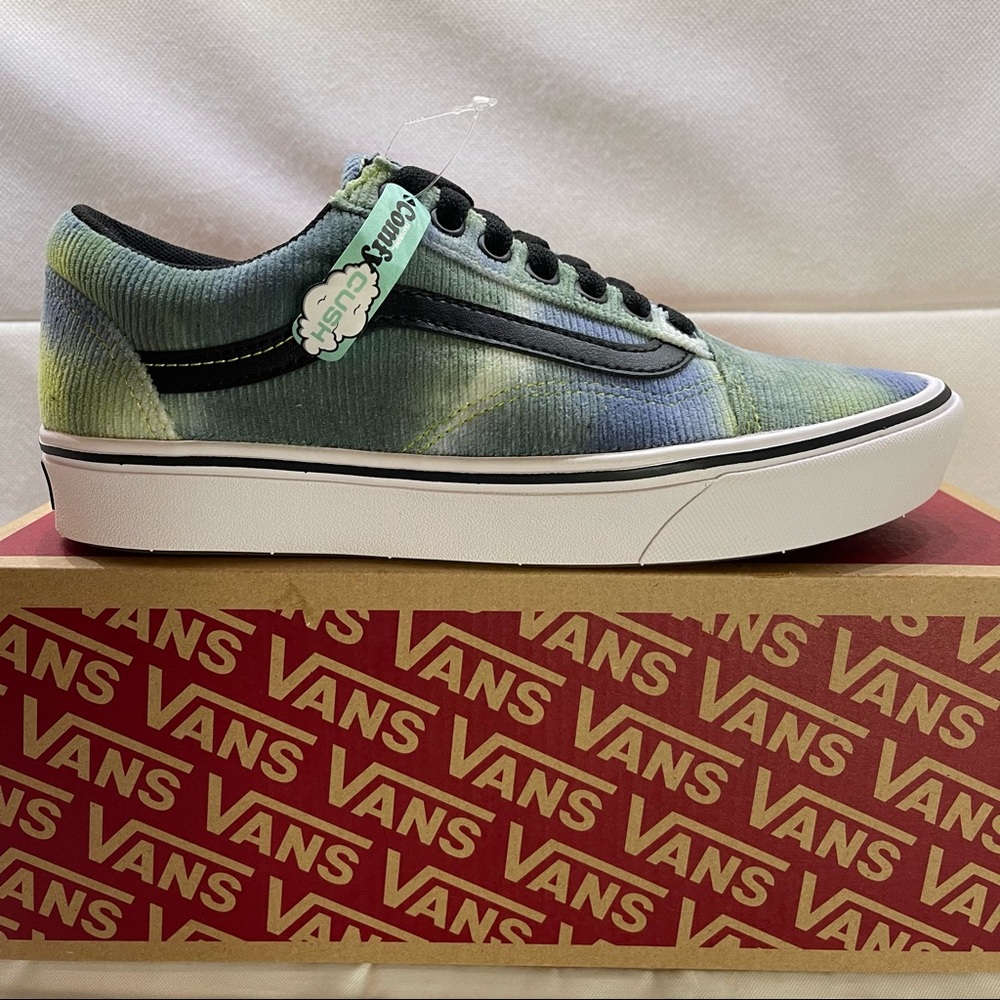Vans Comfycush Old Skool Blotched Tie Dye Multiple Color Shoes Women’s sizes.